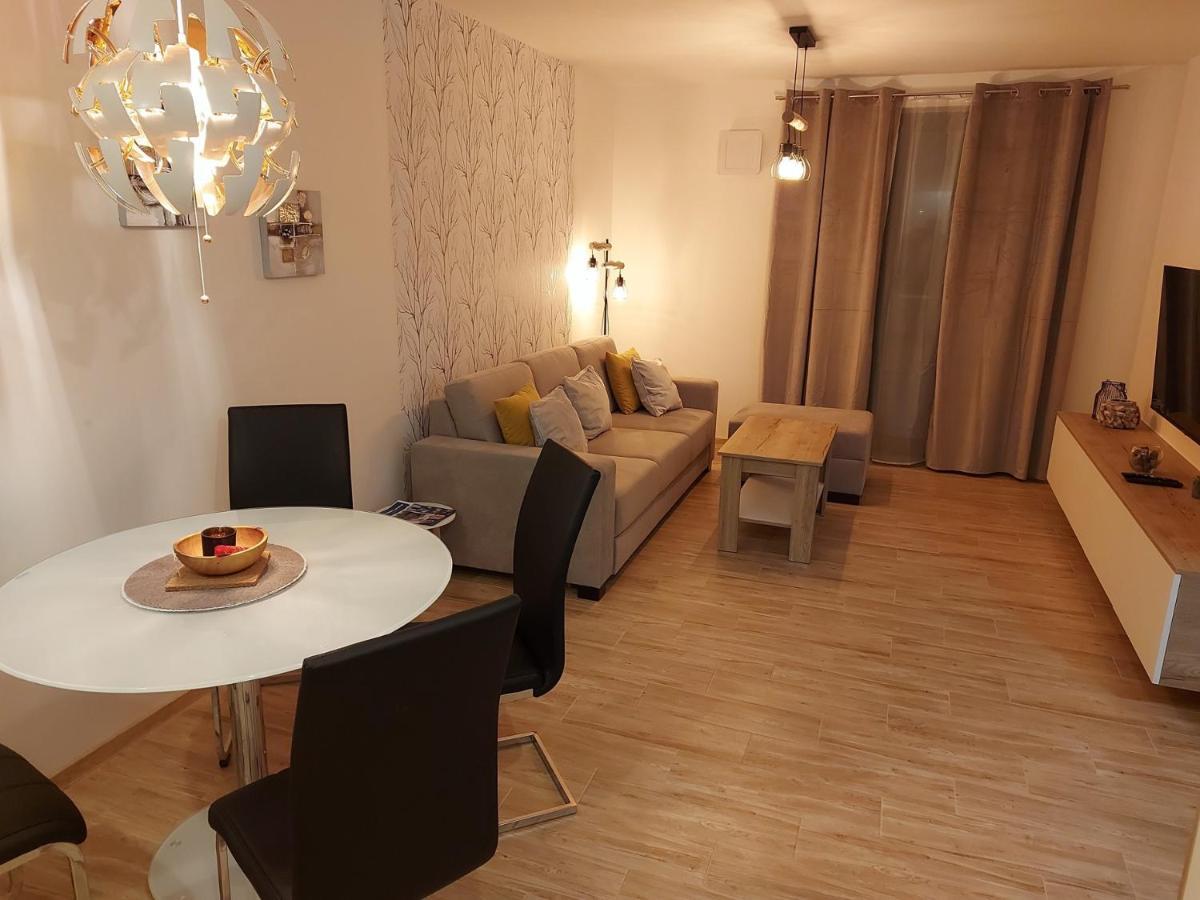 Apartman Filip - Pod Lesom Leilighet Vysoké Tatry Eksteriør bilde